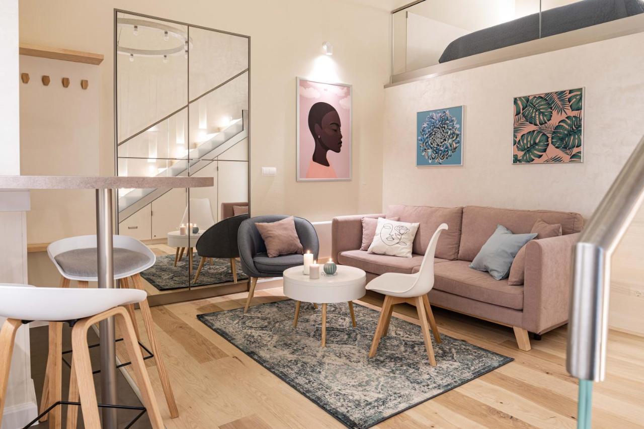 Ozone One Apartment Budapeste Exterior foto