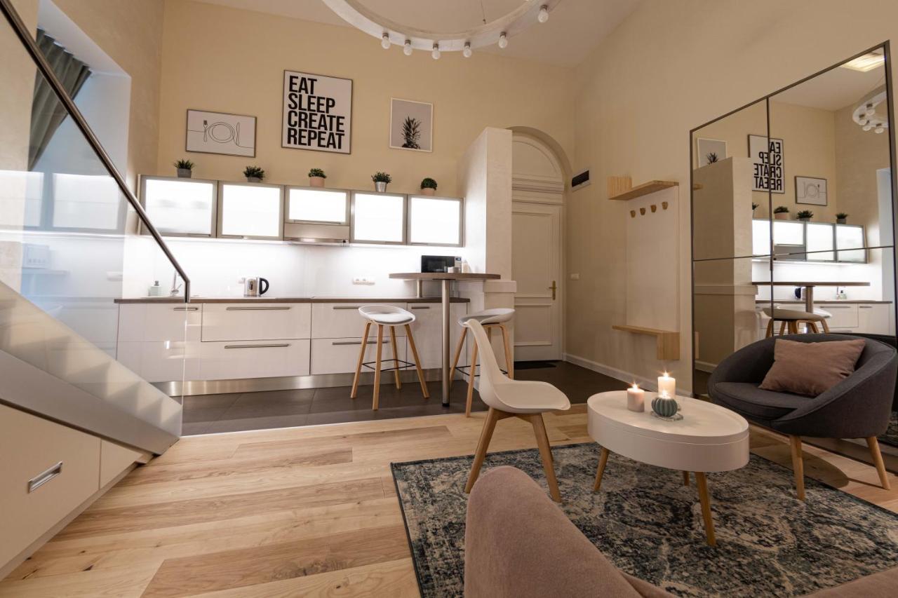 Ozone One Apartment Budapeste Exterior foto