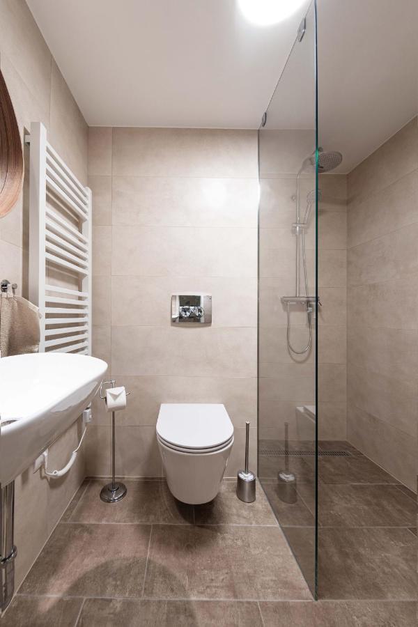 Ozone One Apartment Budapeste Exterior foto